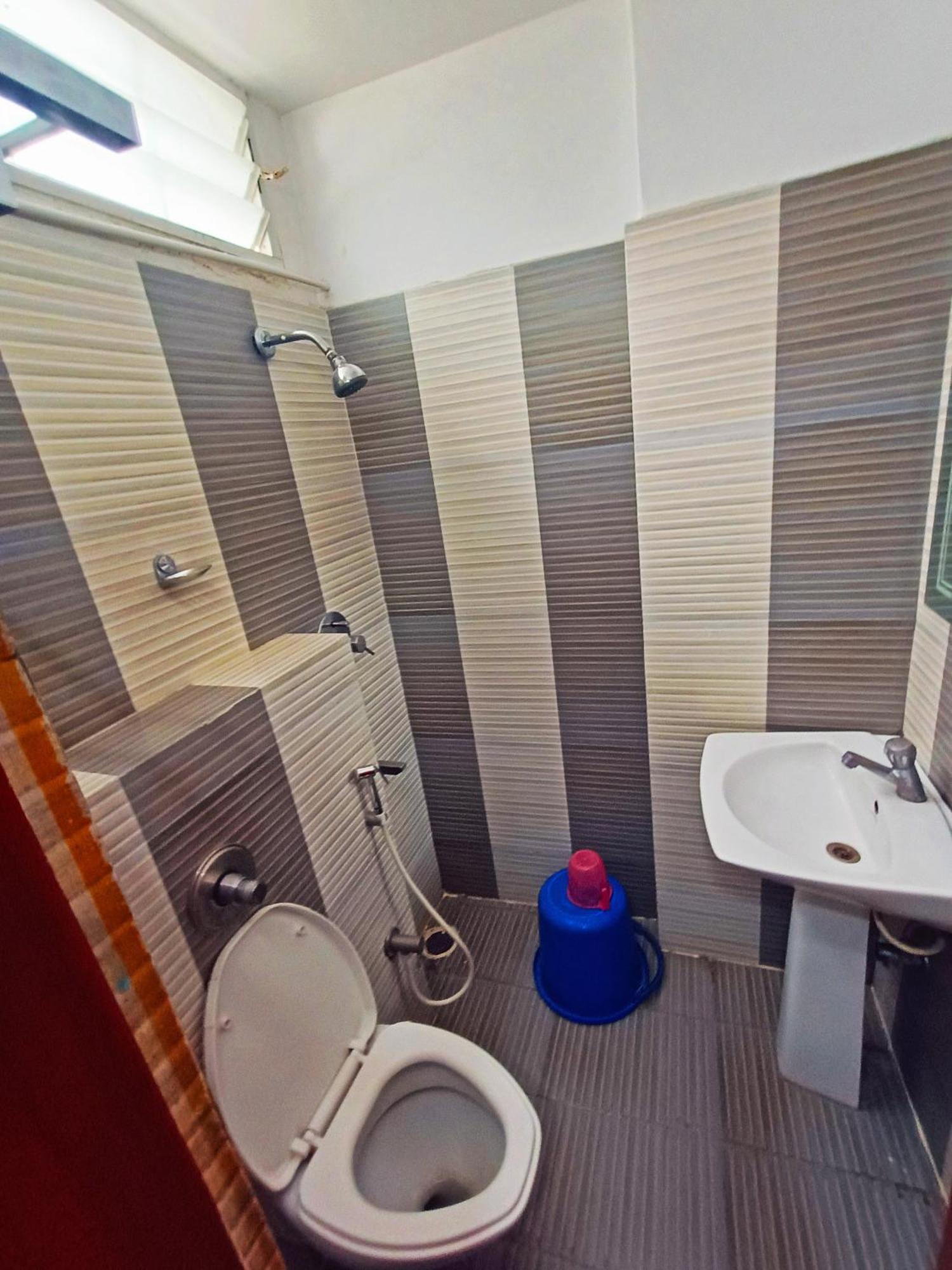 Pavithra Paradise Otel Bangalore Dış mekan fotoğraf