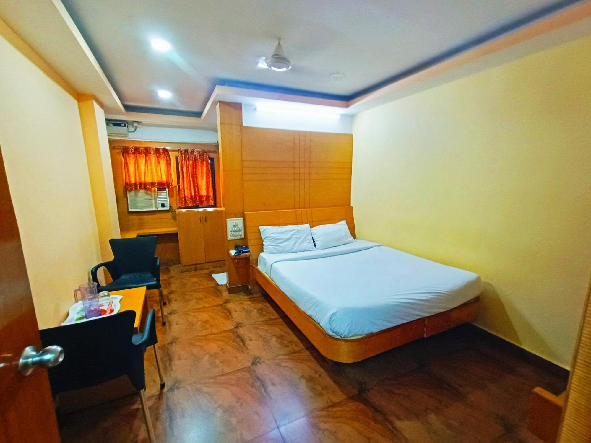 Pavithra Paradise Otel Bangalore Dış mekan fotoğraf